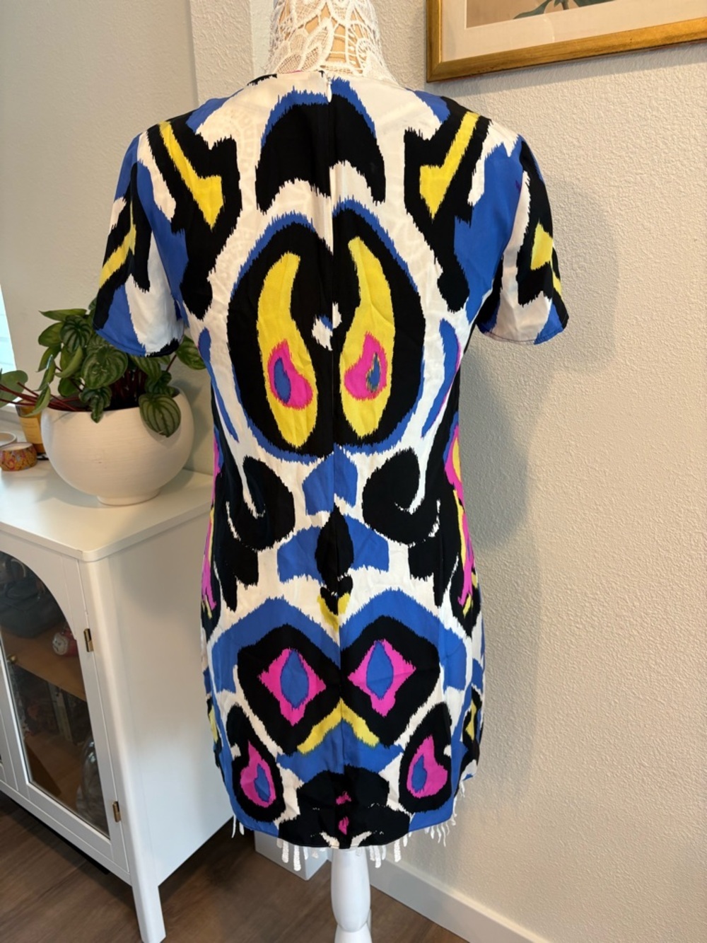 Alice & Trixie 100% Silk Mini Dress - Picture 2 of 10